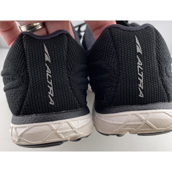 Altra Escalante Women's Size 7 Running Shoes Black Foot‎ Shape - Picture 4 of 11